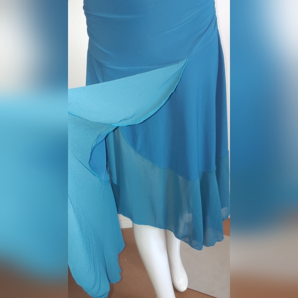 Dress Size M - Picture 7 of 13